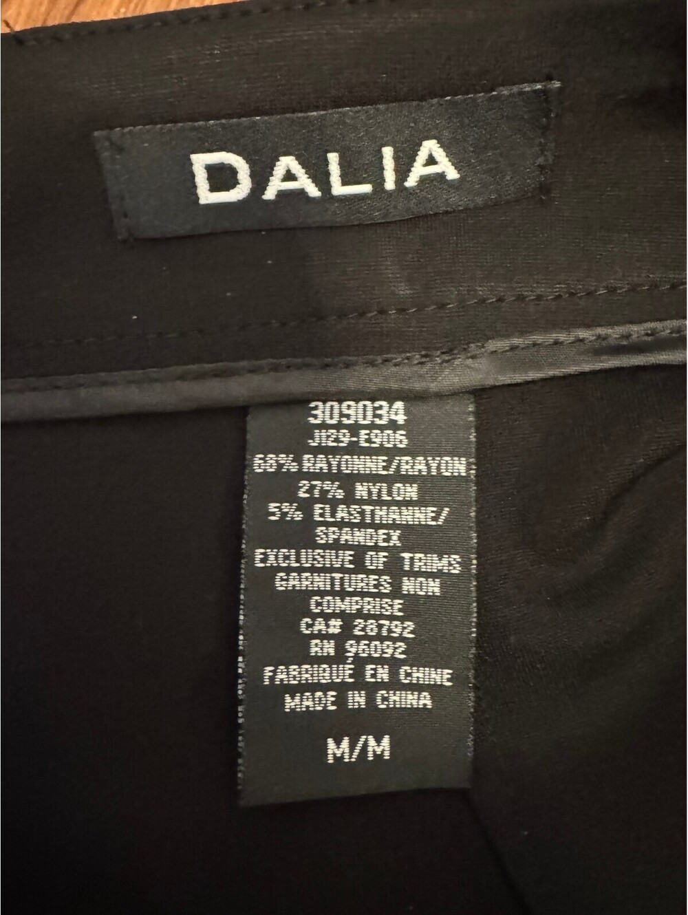 Dalia Black Pencil Skirt Women's Medium M Career Office Stretch Knee Length NWT - Picture 9 of 13